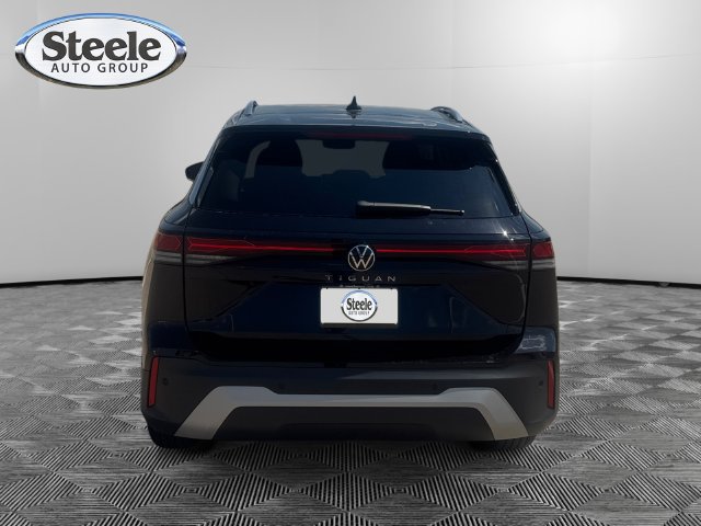 New 2026 Volkswagen Tiguan S FWD image 4