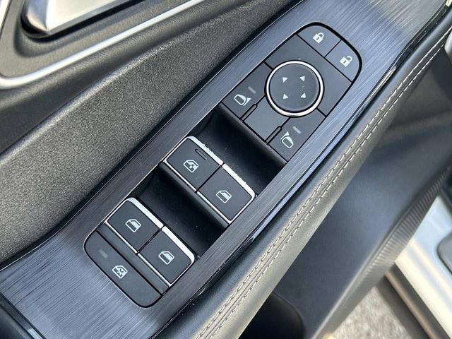 Used 2024 Nissan Rogue Platinum w/ Platinum Premium Package image 31