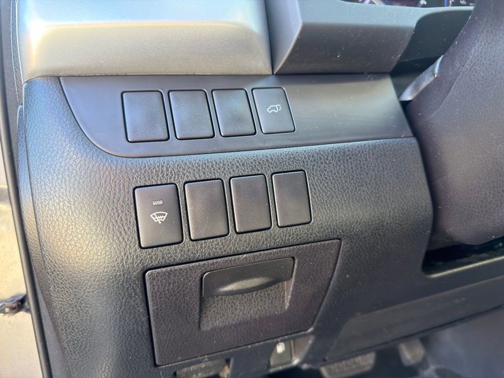 Used 2016 Toyota Highlander XLE image 13