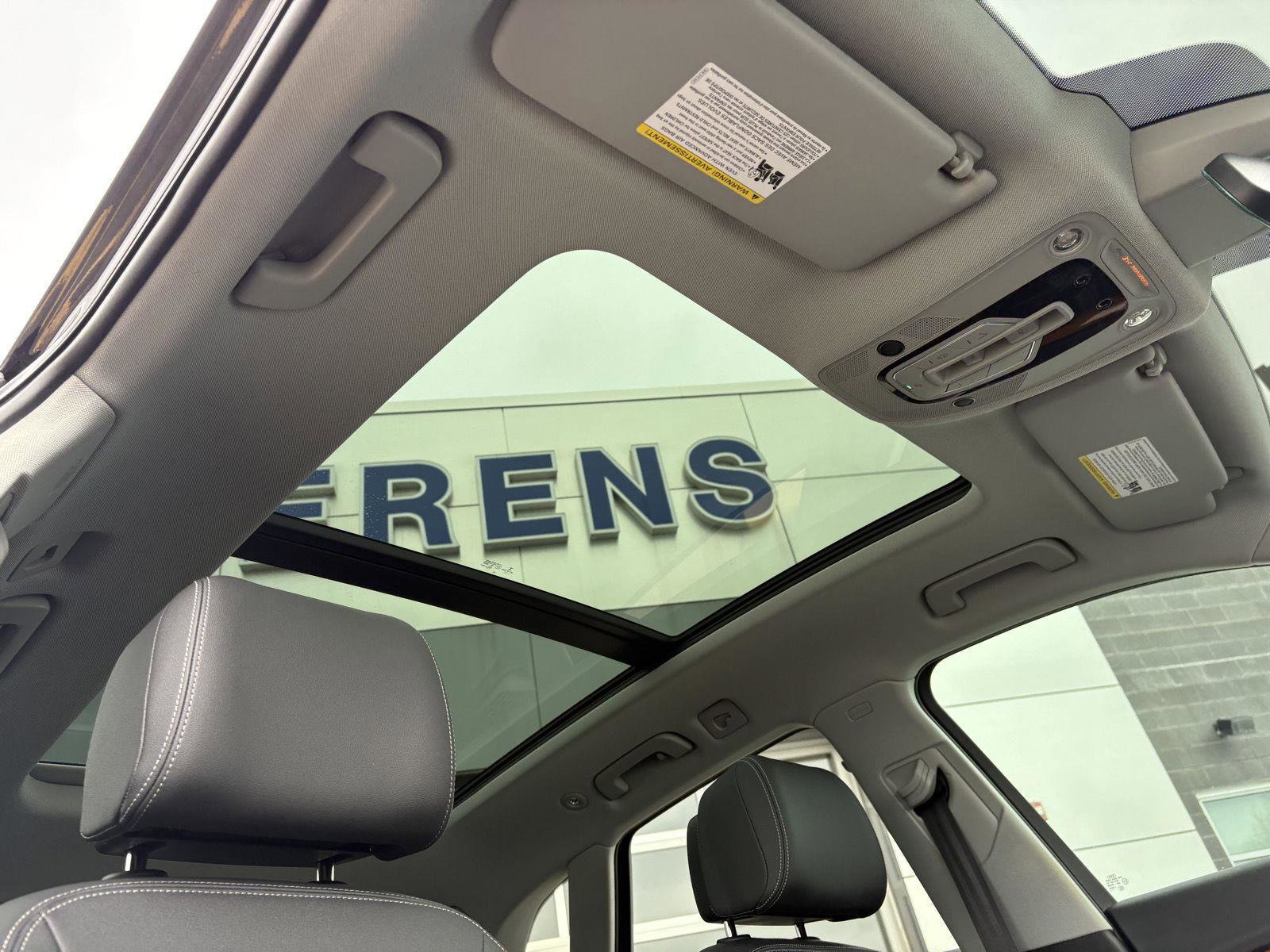 Used 2021 Audi Q5 Premium w/ Convenience Package image 23