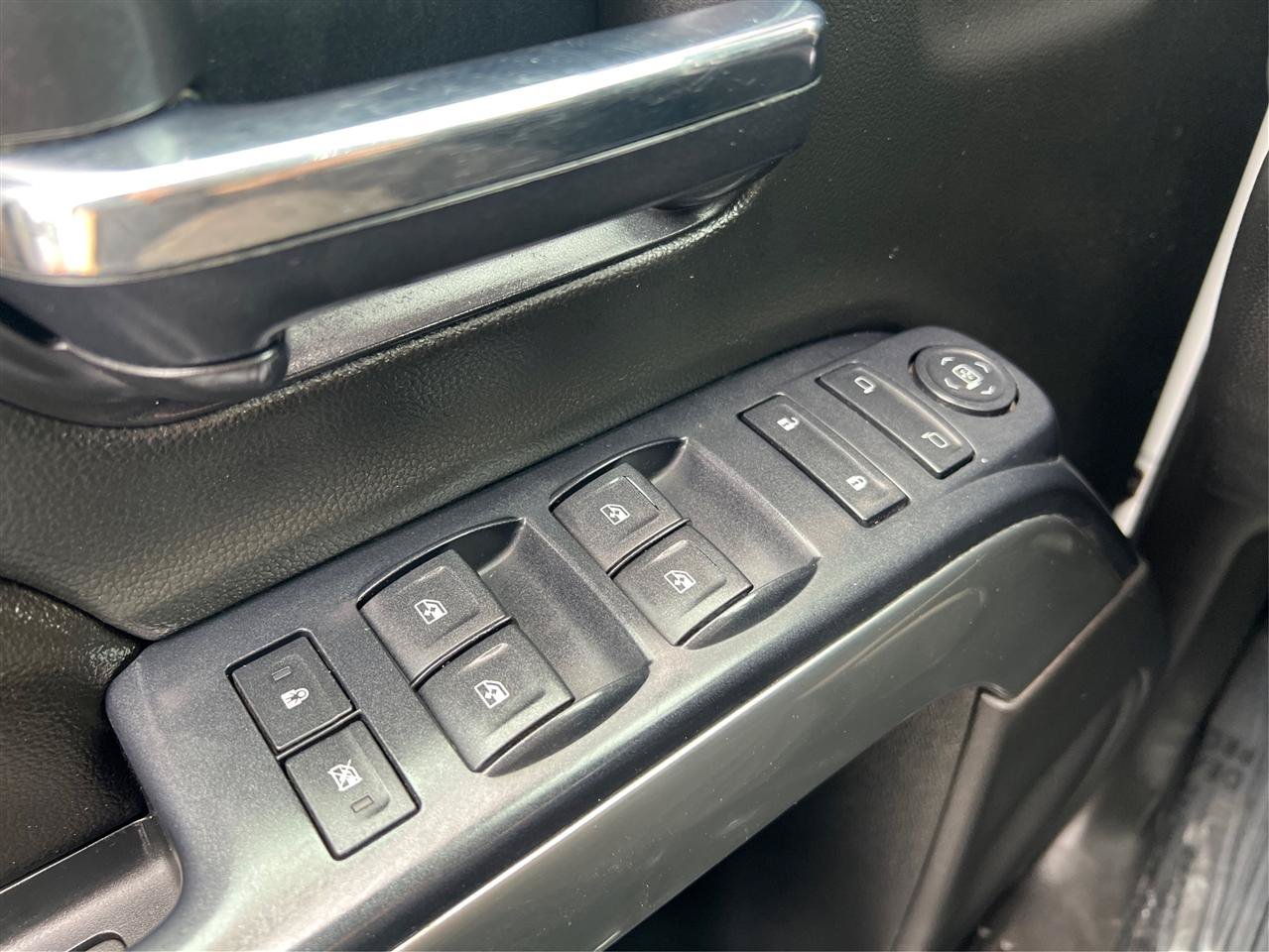 Used 2015 Chevrolet Silverado 1500 LT w/ All Star Edition AWD/4WD image 40