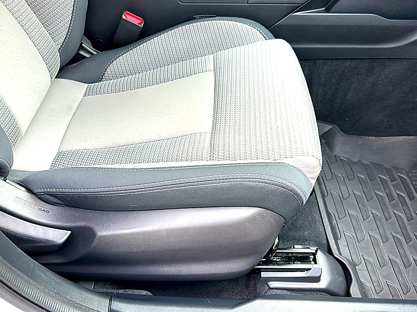 Used 2025 Subaru Outback Premium image 25