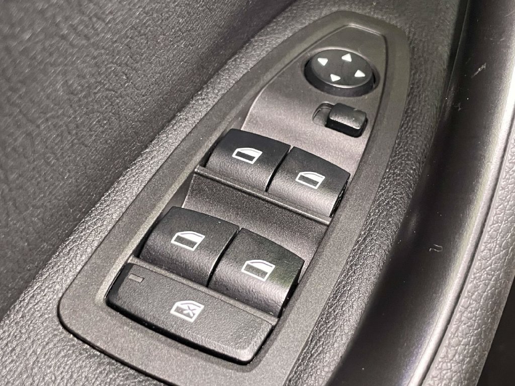 Used 2020 BMW X2 xDrive28i AWD/4WD image 35