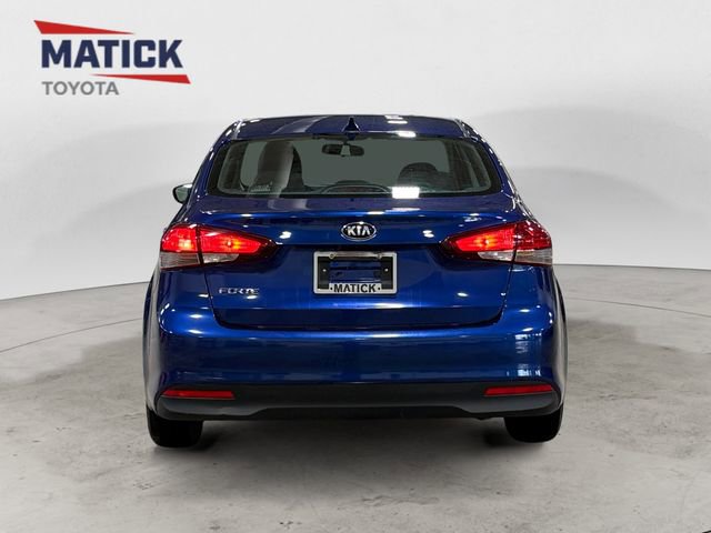 Used 2017 Kia Forte LX image 6