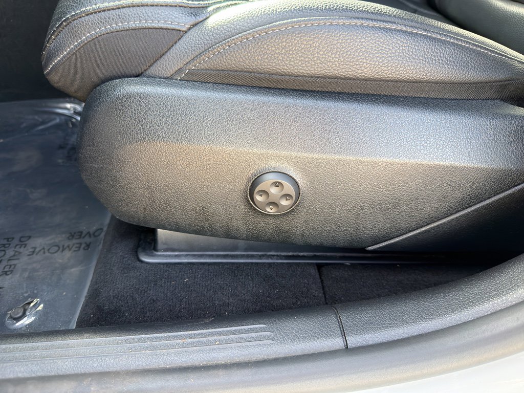 Used 2024 Mercedes-Benz GLC 300 300 Sport Utility image 13