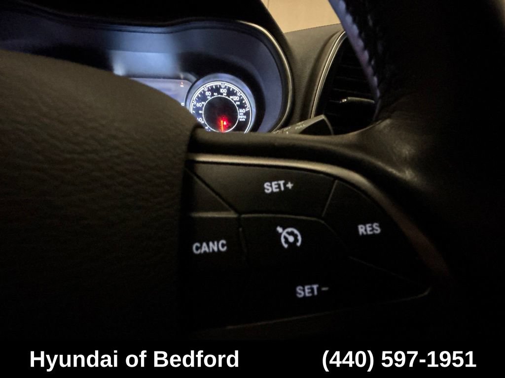Used 2019 Jeep Cherokee Limited FWD image 15