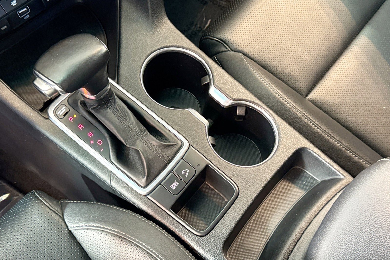 Used 2022 Kia Sportage EX image 16