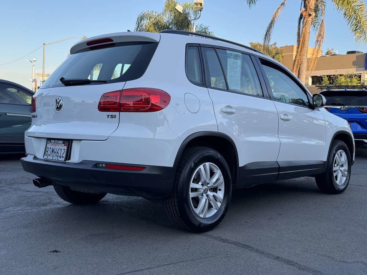 Used 2017 Volkswagen Tiguan S image 14