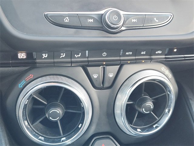 Used 2020 Chevrolet Camaro LT image 26