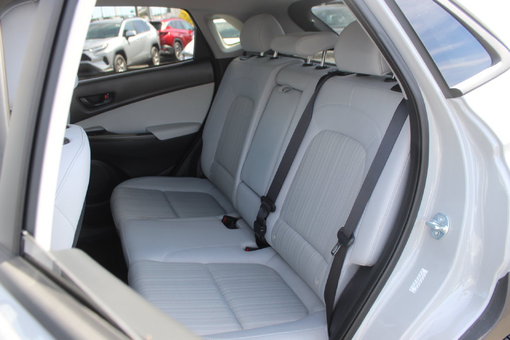 Used 2023 Hyundai Kona SEL FWD image 15