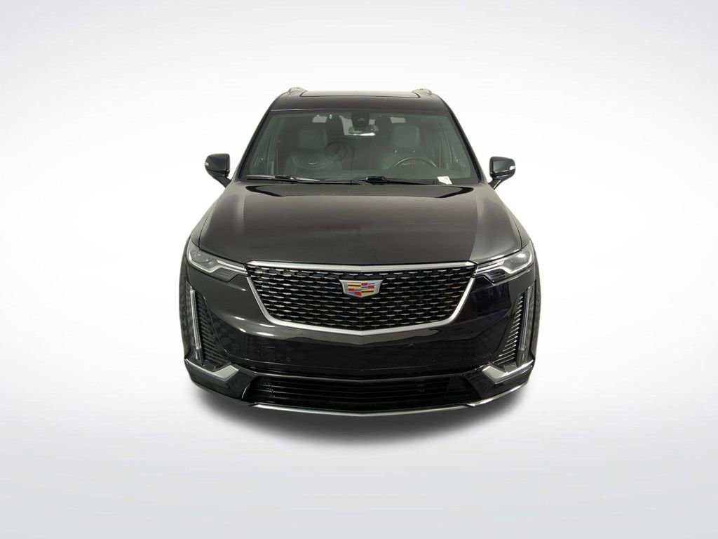 Certified 2025 Cadillac XT6 Premium Luxury AWD/4WD image 9