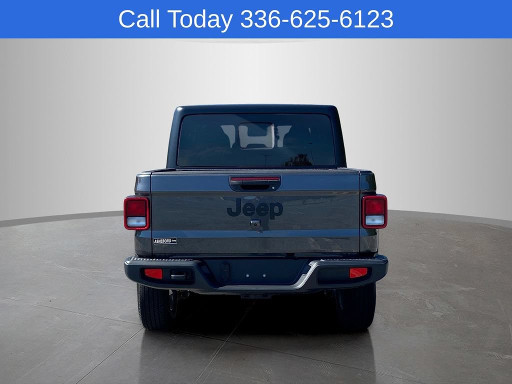 New 2025 Jeep Gladiator Sport AWD/4WD image 8