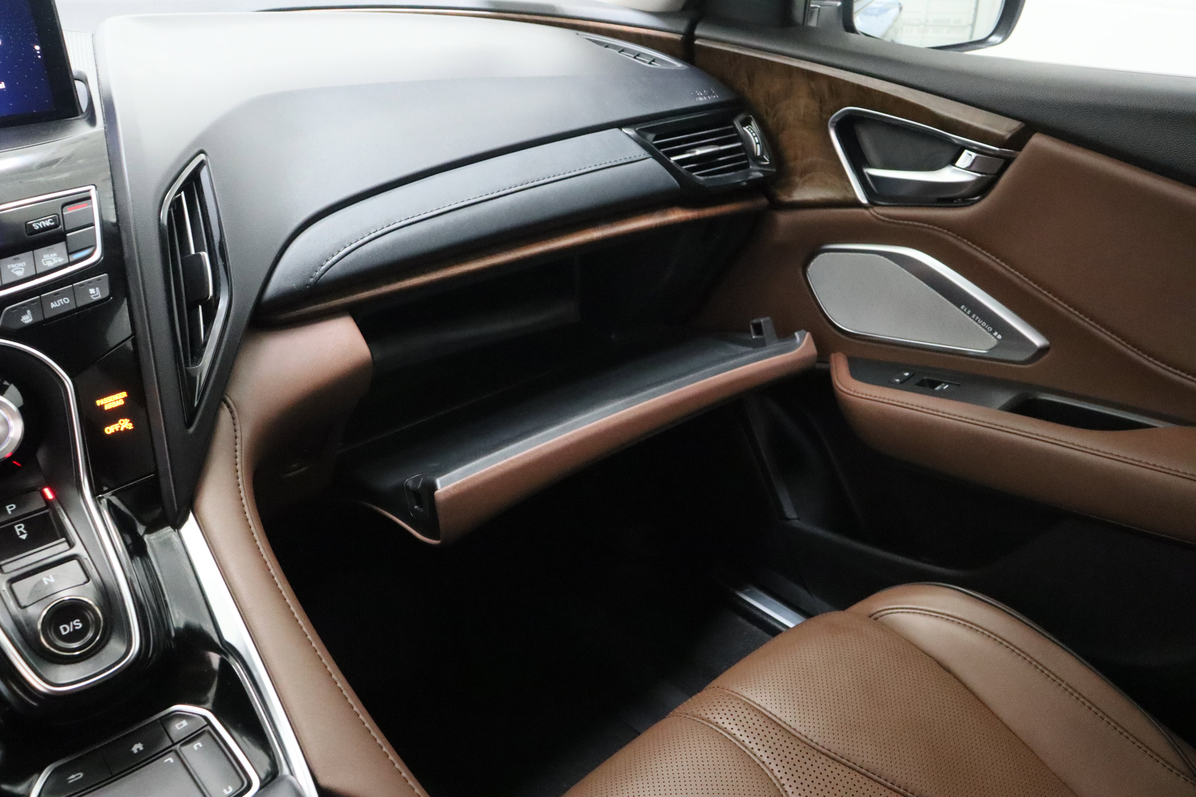 Used 2020 Acura RDX FWD w/ Advance Package image 26