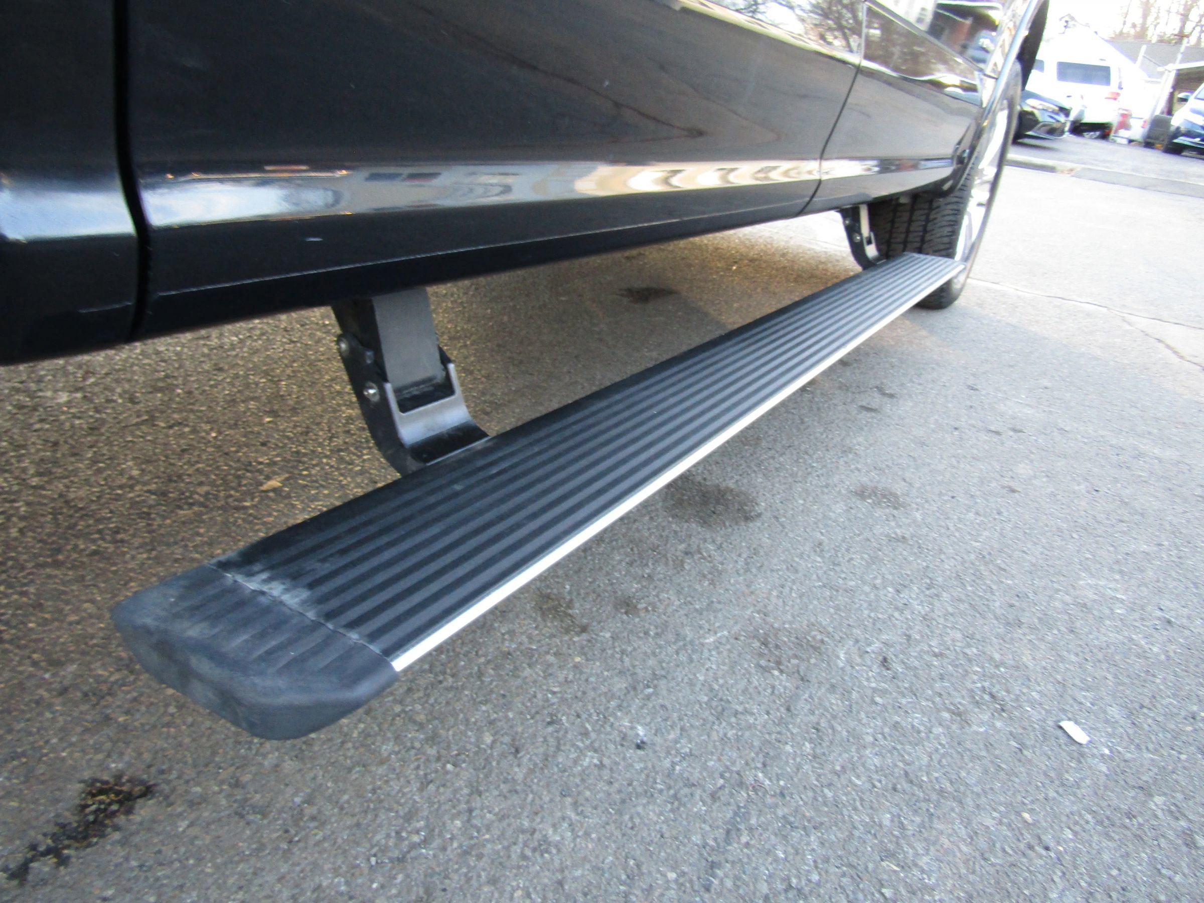 Used 2015 Ford F150 Platinum w/ Equipment Group 701A Luxury image 22