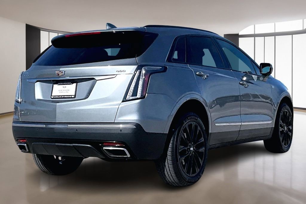 Used 2023 Cadillac XT5 Sportv image 2