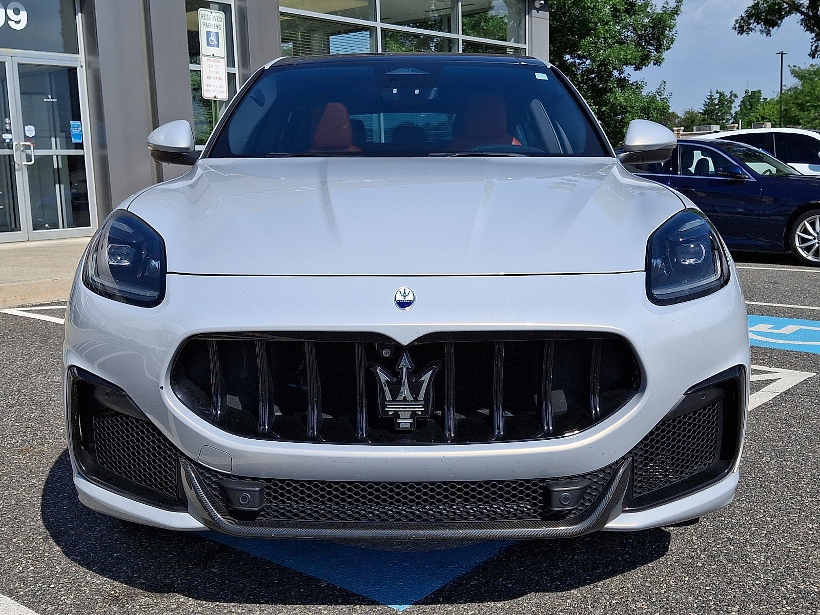 Used 2023 Maserati Grecale Modena AWD/4WD image 2