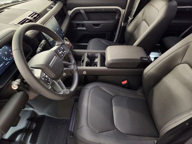New 2026 Land Rover Defender 130 X-Dynamic SE image 13