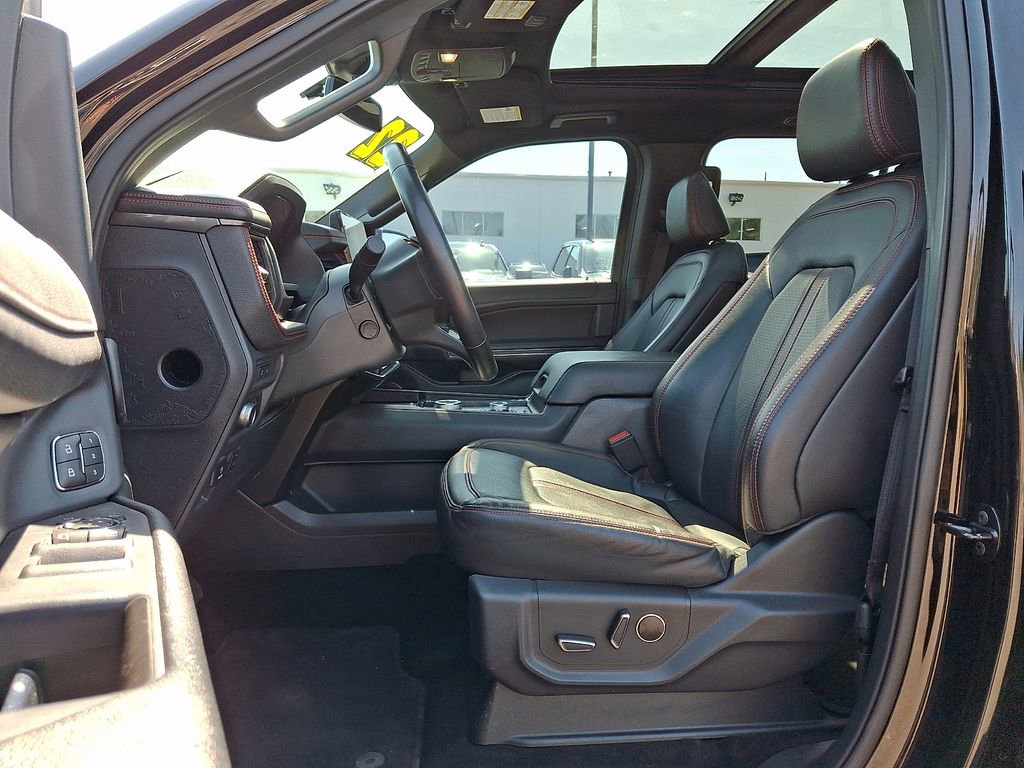 Used 2022 Ford Expedition Max Limited AWD/4WD image 13