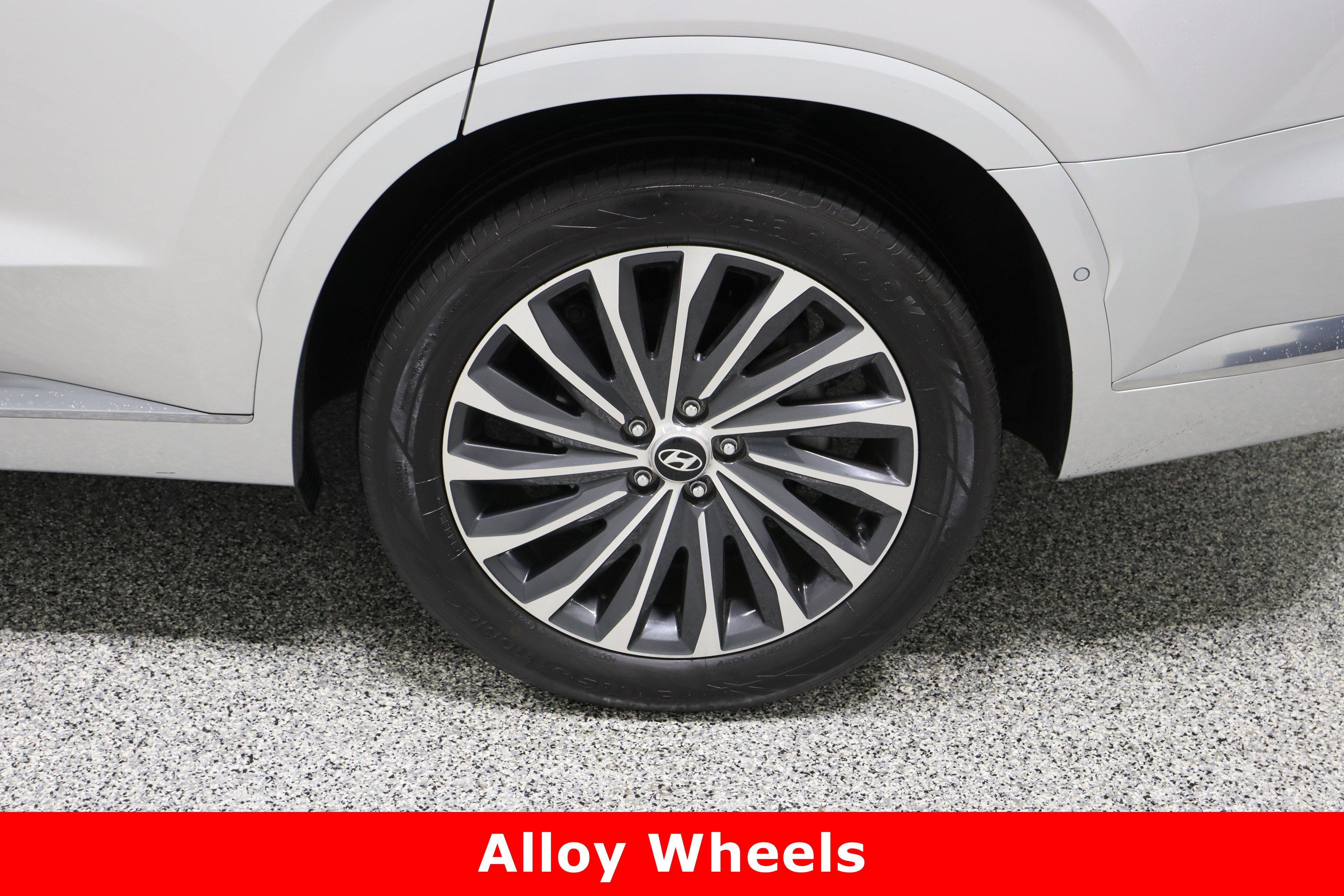 Used 2025 Hyundai Palisade Calligraphy image 10