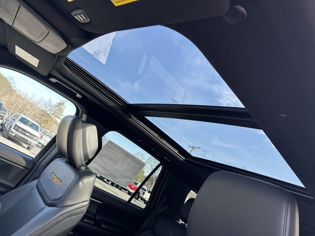 New 2026 Ford Expedition Tremor image 18