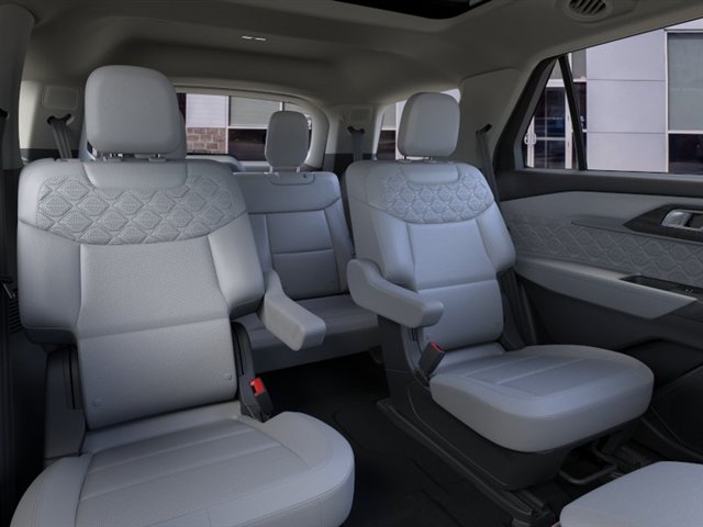 New 2026 Ford Explorer Platinum w/ LUX Leather Package AWD/4WD image 11