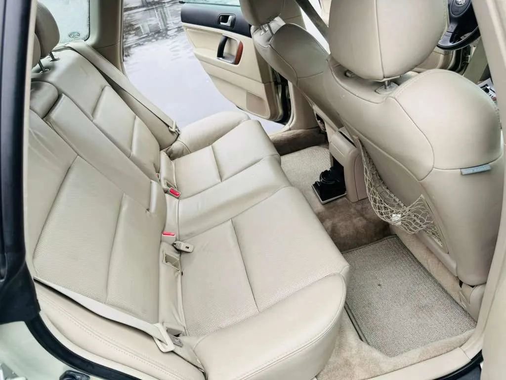 Used 2005 Subaru Outback 2.5XT Limited image 12