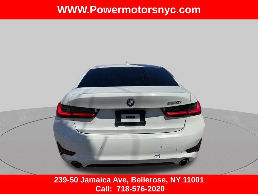 Used 2021 BMW 330i Sedan w/ Convenience Package RWD image 3