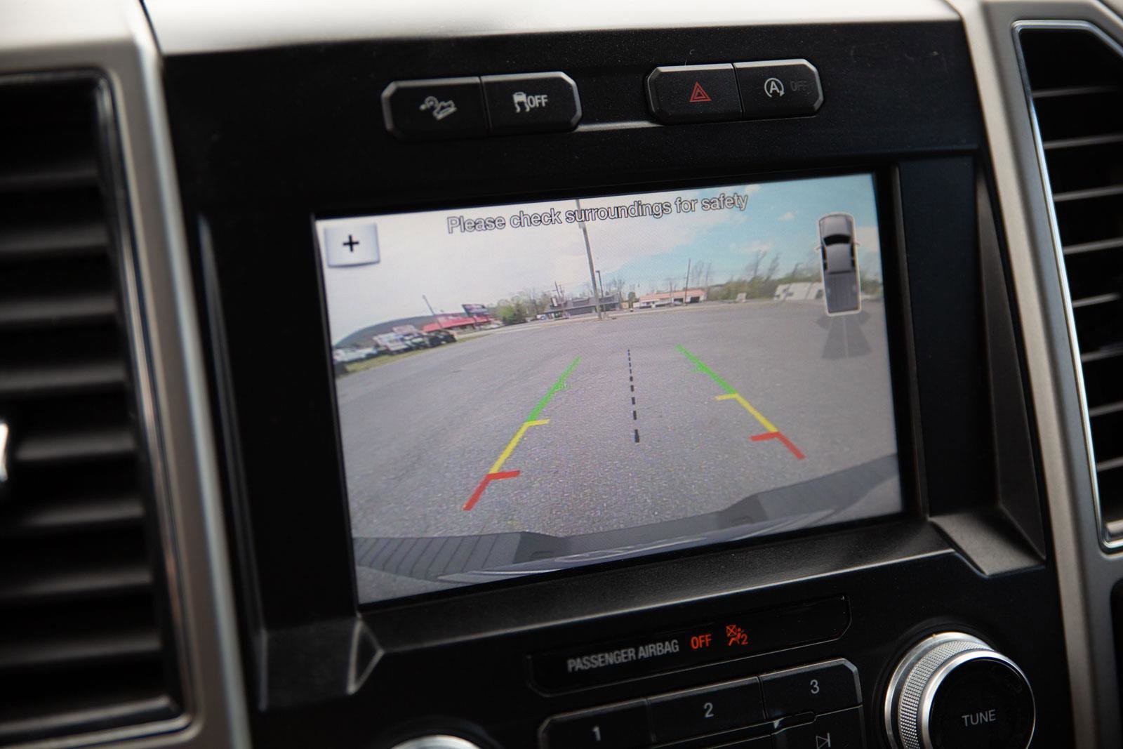 Used 2017 Ford F150 Lariat w/ Equipment Group 502A Luxury image 19