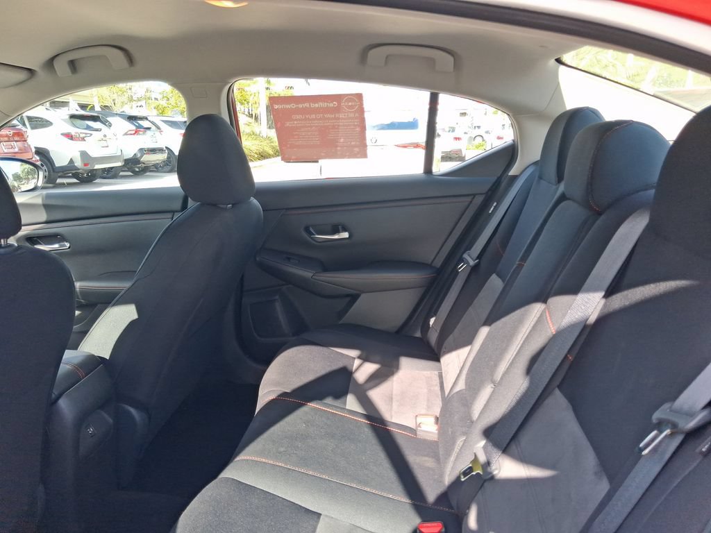 Used 2025 Nissan Sentra SR FWD image 15