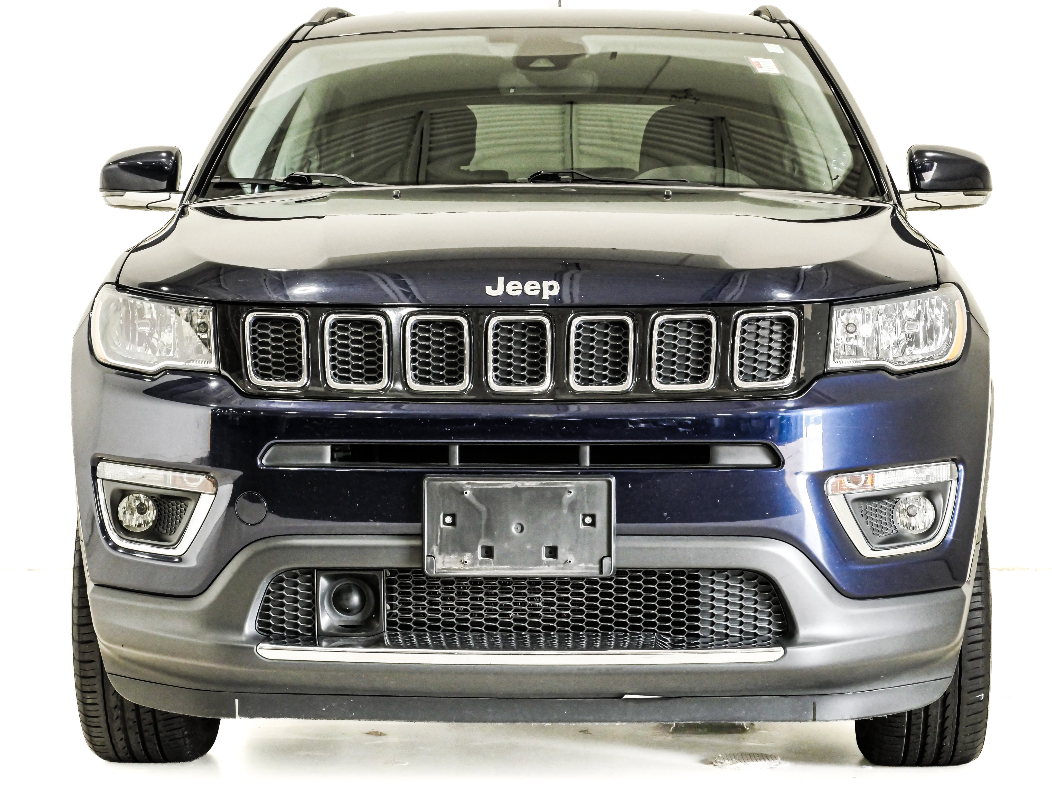 Used 2021 Jeep Compass Limited AWD/4WD image 2