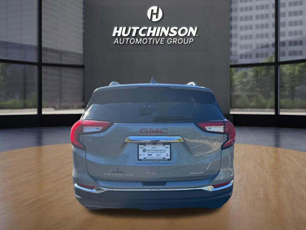 Certified 2024 GMC Terrain SLT image 4