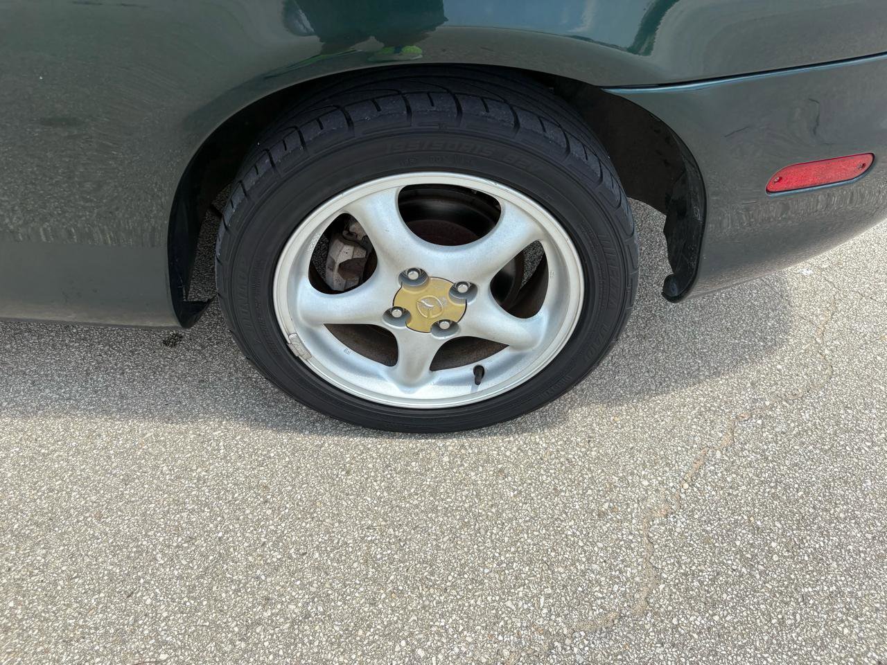 Used 1999 MAZDA MX-5 Miata RWD image 16