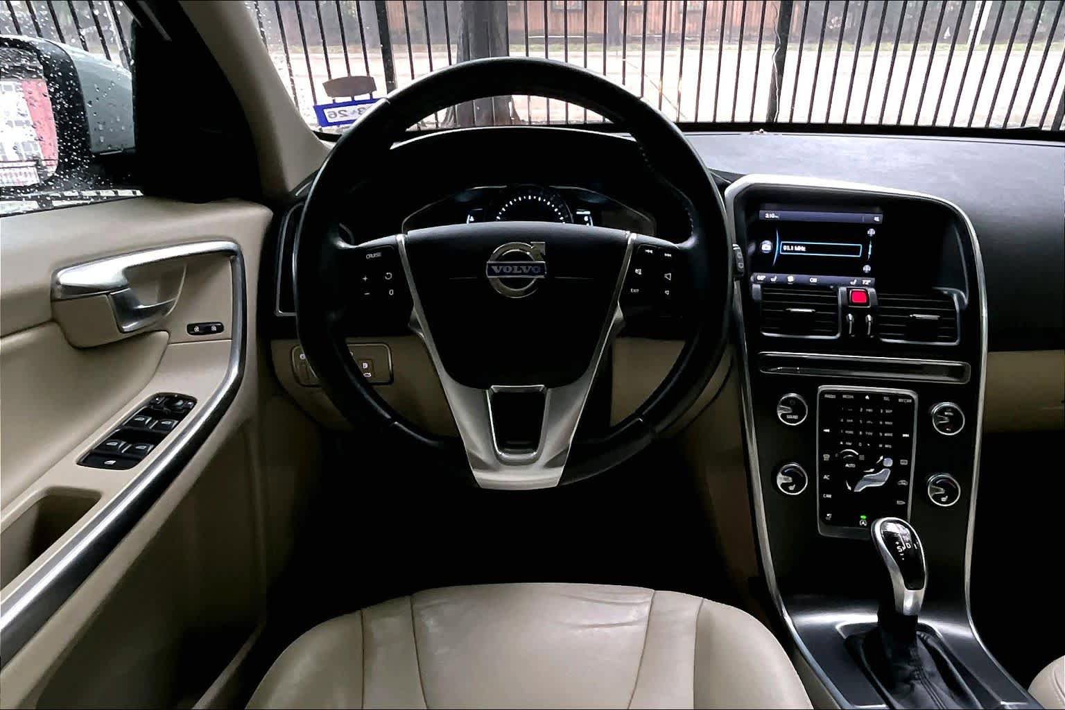 Used 2015 Volvo XC60 T5 Premier Plus FWD image 5
