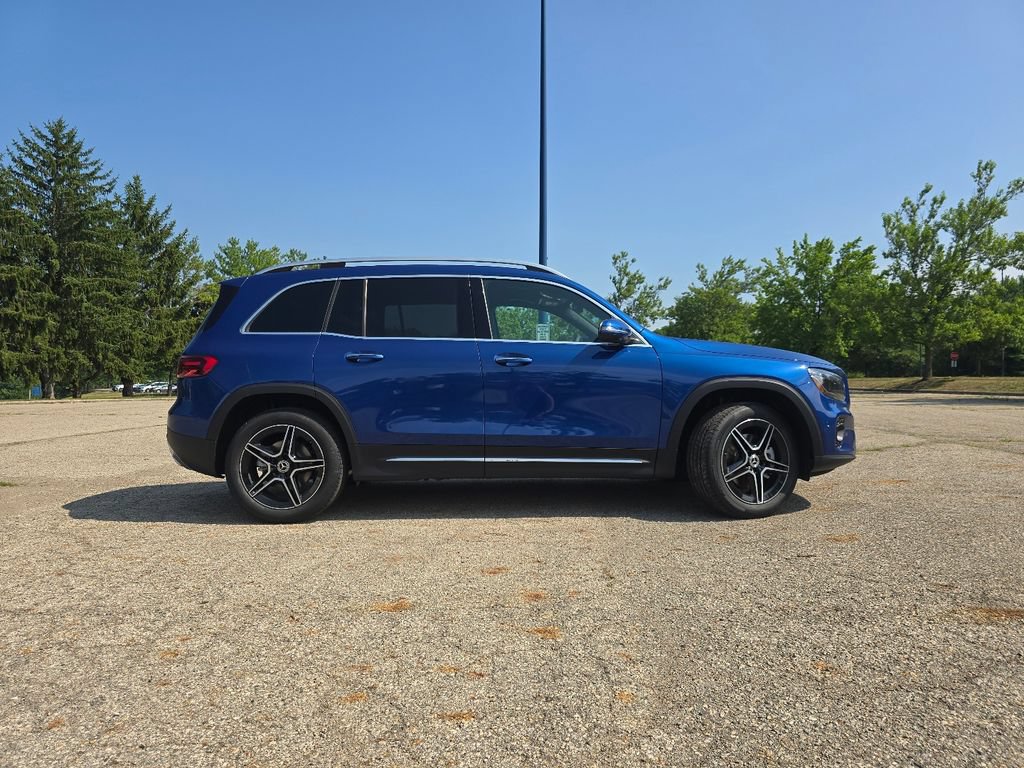 New 2026 Mercedes-Benz GLB 250 4MATIC image 17