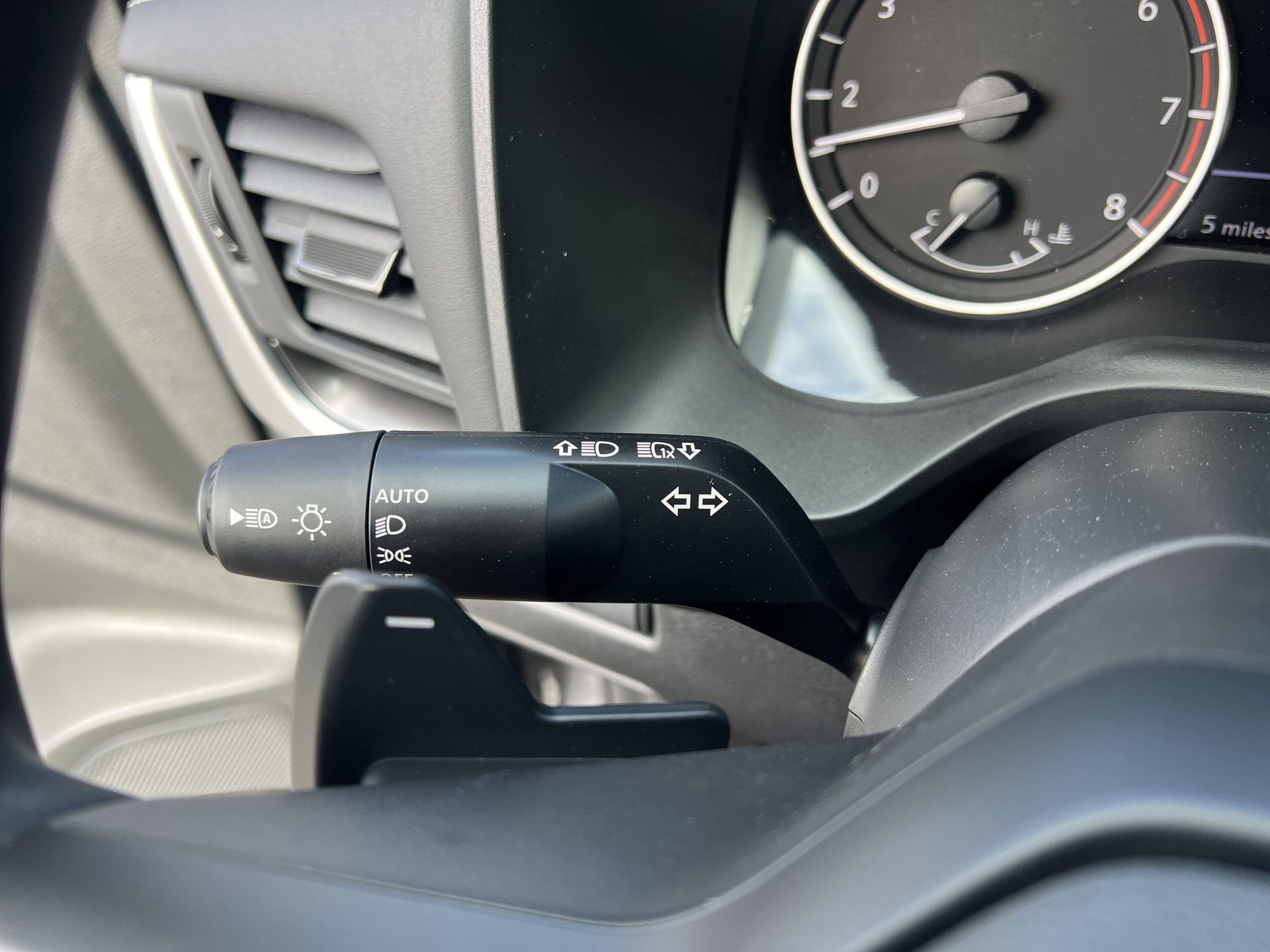 New 2026 Nissan Rogue SV FWD image 9