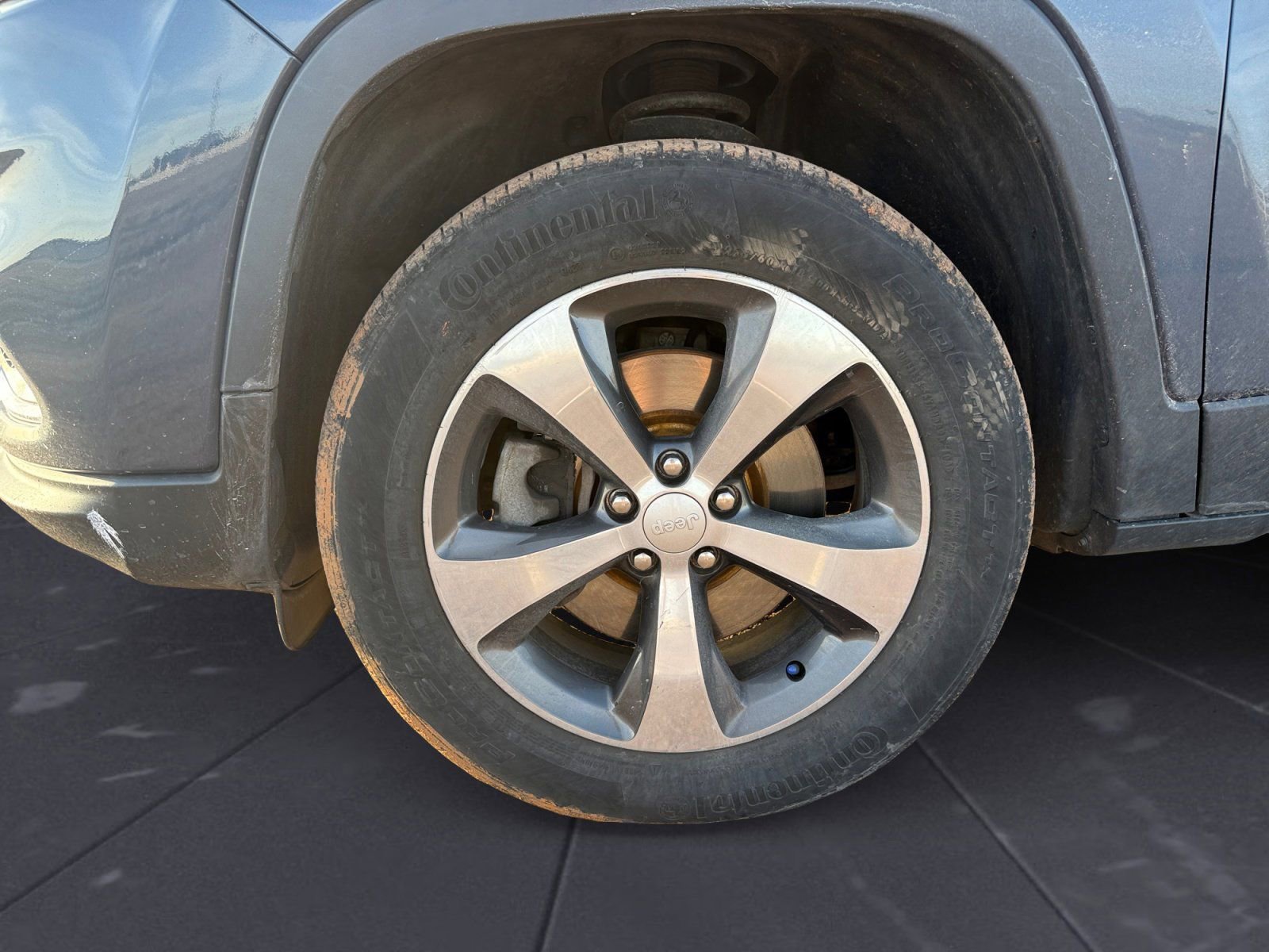 Used 2020 Jeep Cherokee Limited image 14