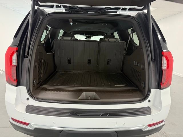 New 2026 GMC Yukon XL Elevation w/ LPO, Floor Liner Package image 8