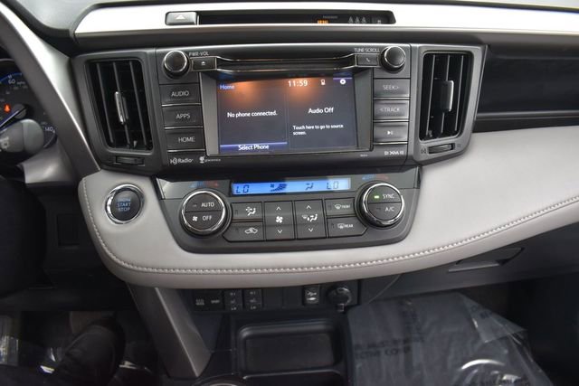Used 2018 Toyota RAV4 XLE AWD/4WD image 8