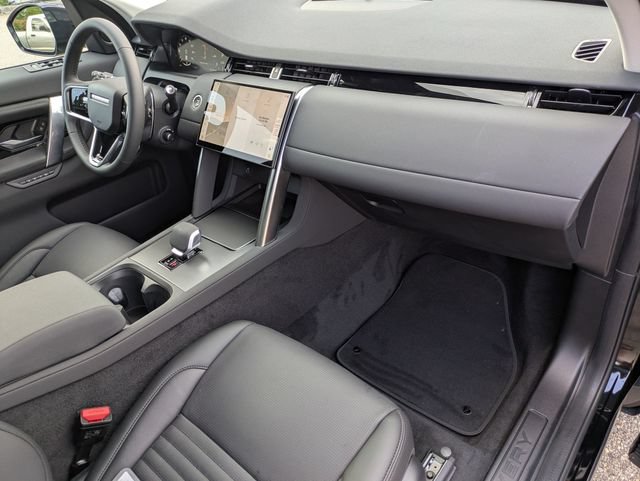 New 2025 Land Rover Discovery Sport S AWD/4WD image 19