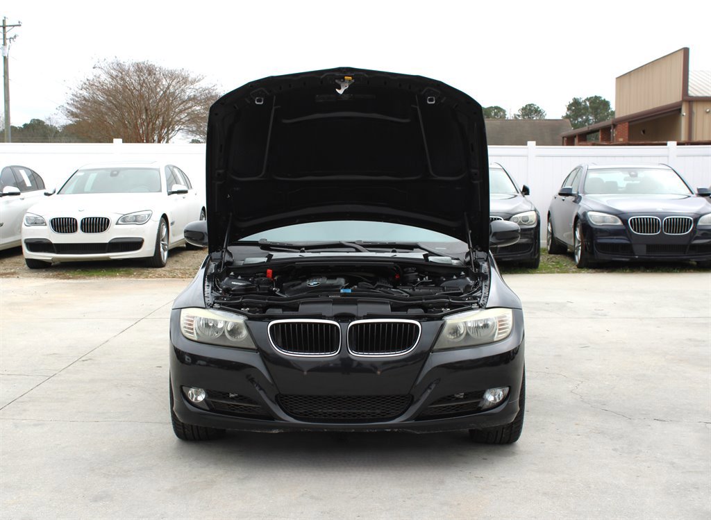Used 2009 BMW 328i Wagon image 32