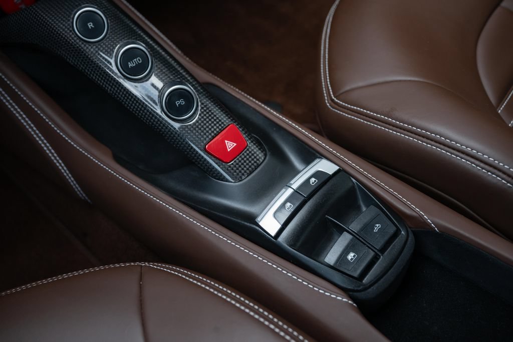 Used 2018 Ferrari 488 Spider RWD image 54