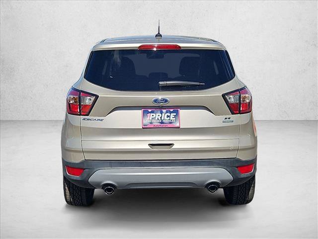 Used 2017 Ford Escape SE FWD image 8