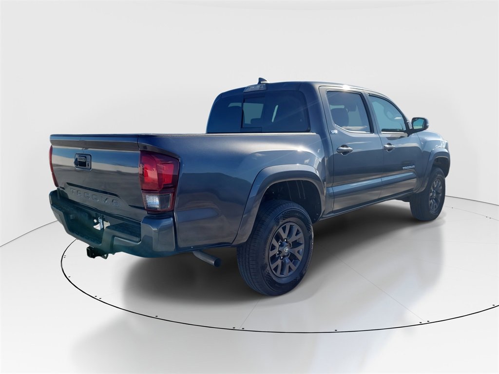 Used 2022 Toyota Tacoma SR5 w/ Technology Package image 6