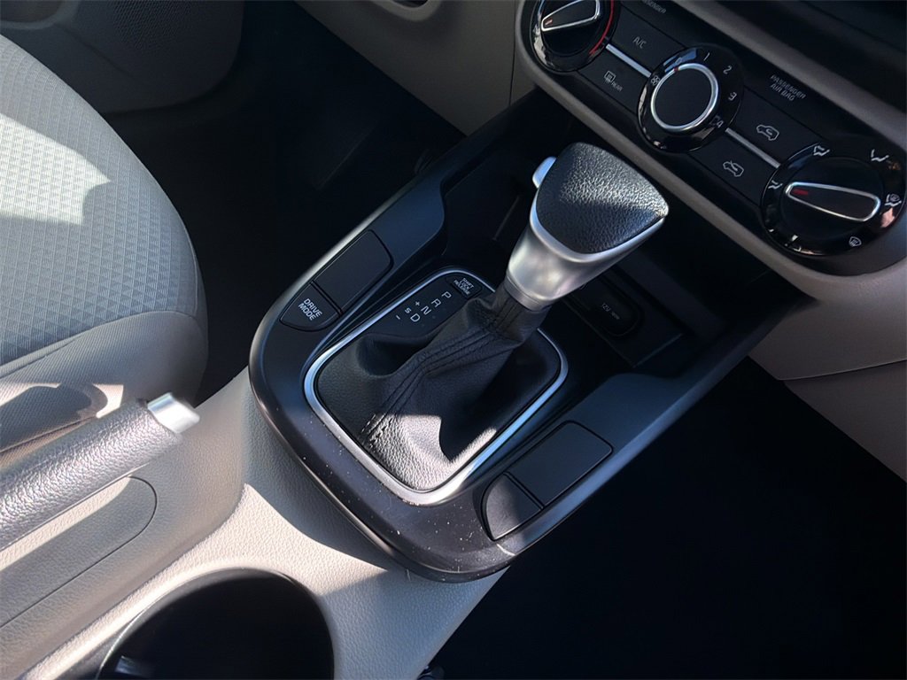 Used 2020 Kia Soul LX image 9