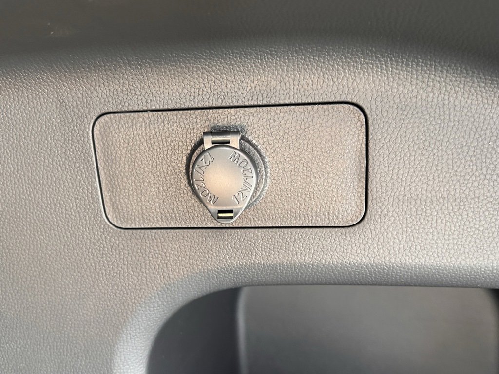 New 2025 Toyota RAV4 Limited image 14