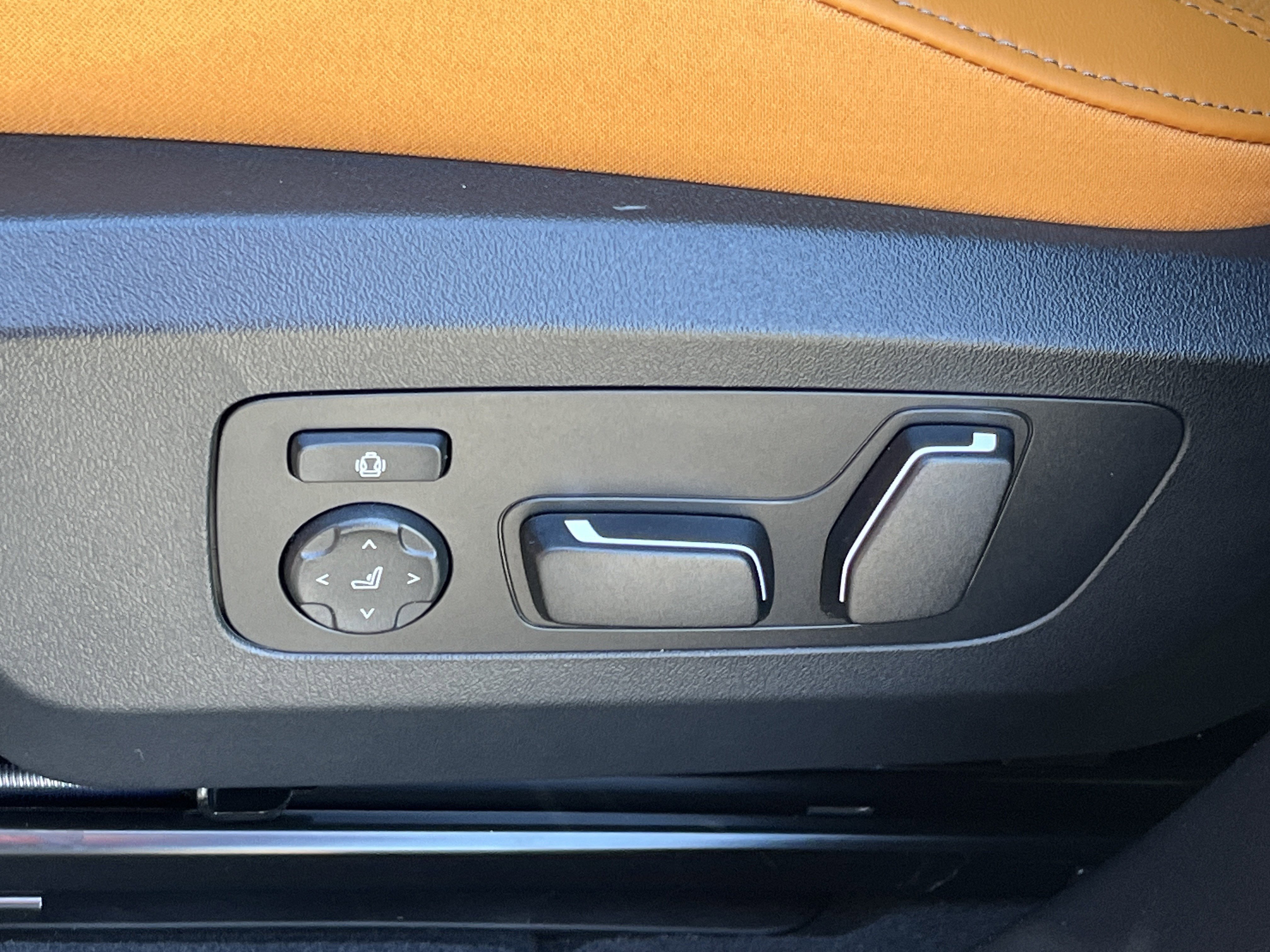 New 2026 BMW X3 xDrive30 w/ Premium Package image 17