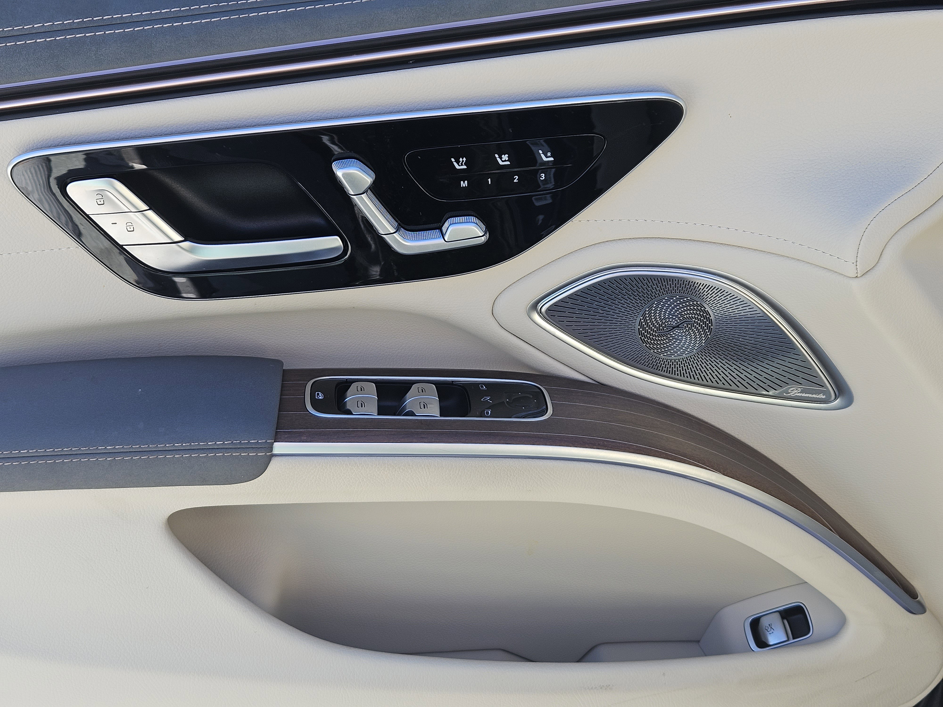 Certified 2023 Mercedes-Benz EQS 580 580 image 24