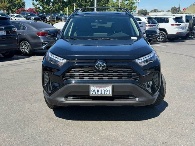 Used 2025 Toyota RAV4 XLE AWD/4WD image 3