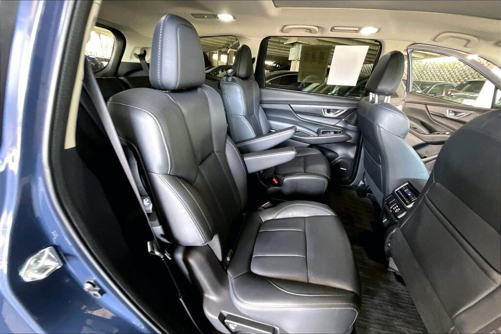 Certified 2023 Subaru Ascent Limited w/ Technology Package AWD/4WD image 16