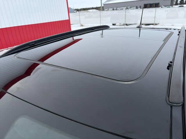 Used 2023 Jeep Compass Limited w/ Elite Group image 13